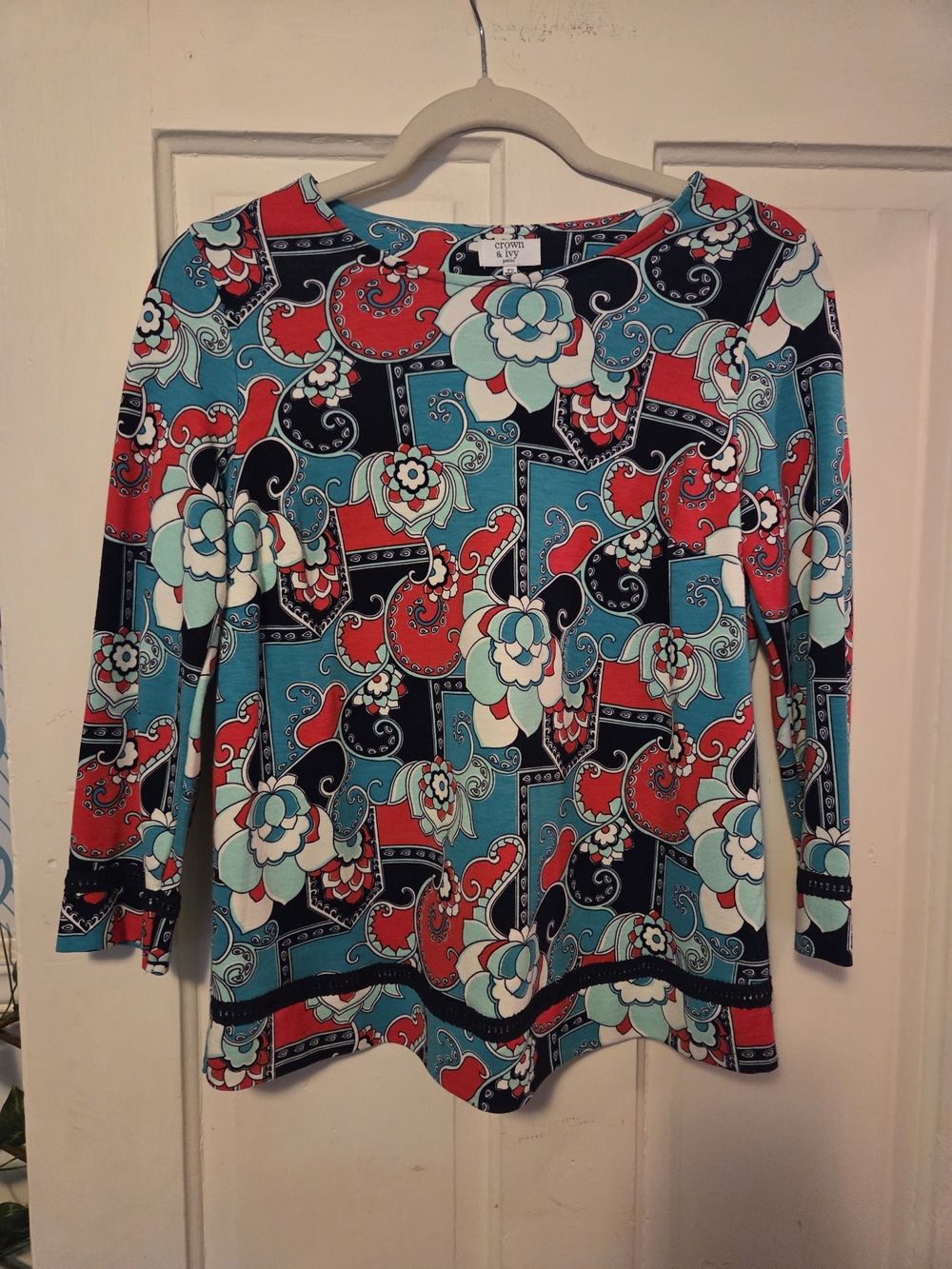 crown & ivy Teal, Red and Black Floral Paisley Long Sleeve Top